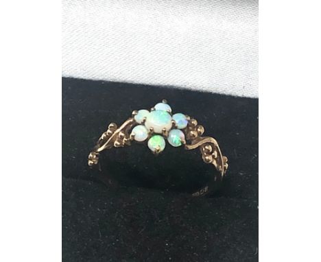 9ct Gold Vintage Opal Cluster Floral Ring (1.6g) 