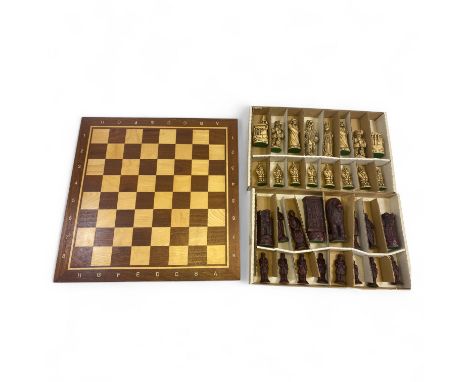 The Lion, the Witch and the Wardrobe: A novelty chess set, the figures modelled after those from the 1988 BBC TV serial, in r