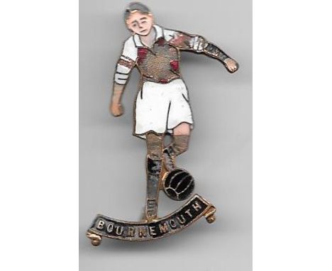VINTAGE BOURNEMOUTH BADGE MADE BY STRATTONS&nbsp;
Some loss of enamel but rare badge