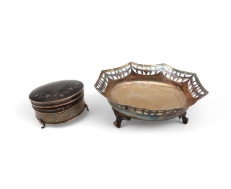 A silver bonbon dish, Birmingham 1935, and a silver tortoiseshell ring box, by Adie Brothers Ltd, Birmingham 1950, weighable 