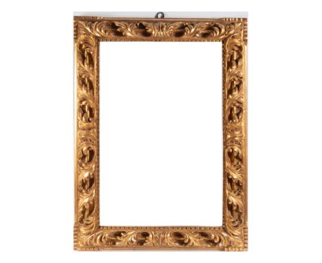 In carved wood gilded with gold leaf, light measurements: 78 x 52 cm, measurements: 95 x 69 cm