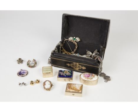 BLACK MOROCCO AND GILT DOME TOP JEWELLERY BOX and a selection of costume jewellery including gilt metal and cameo small brooc