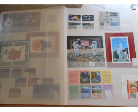 Marshall Islands &amp; Micronesia umm in SB, modern issues incl sheetlets very thematic offering approx. 400 stamps