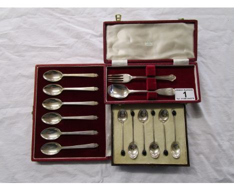 2 boxed sets of hallmarked silver spoons & boxed silver fork & spoon