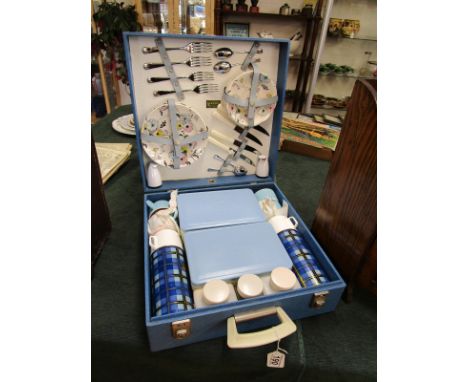 Brexton picnic hamper