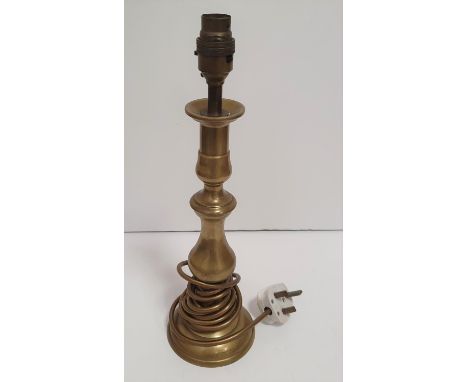 Brass table lamp, 37 cm high 