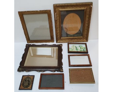 Collection of small antique frames together with a Daguerreotype portrait (8)
