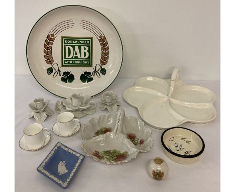 A small collection of vintage and modern ceramics. To include Echte Majolika Dortmunder DAB dish. Lot also includes Wedgwood 