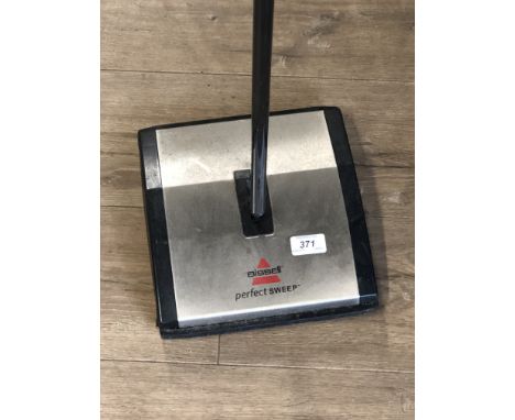 BISSELL PERFECT SWEEP FLOOR CLEANER