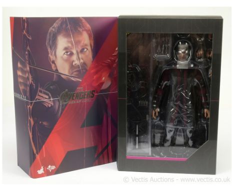 Hot Toys Movie Masterpiece Marvel Avengers Age of Ultron Hawkeye 1/6th scale collectible figure, MMS 289, Near Mint, within E