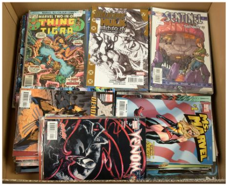 Large quantity of modern issue Marvel comics including Spider-Man, Spider-Girl, X-Men, Fantastic 4, Marvel Zombies vs The Arm