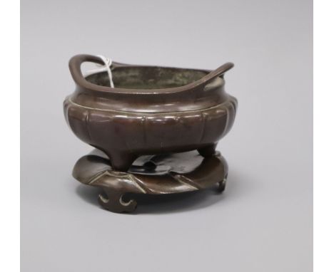 A Chinese bronze tripod censer and stand overall height 9.5cm