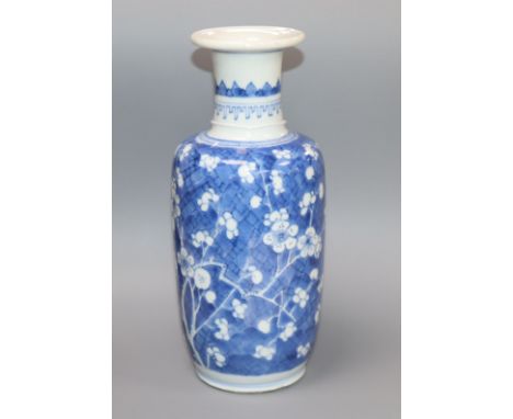 A Chinese Kangxi period blue and white vase