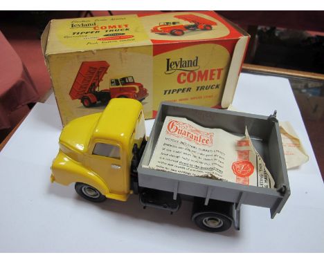 A Victory Industries (Surrey) Electric Scale Model Leyland Commet Tipper Truck, papers present (boxed).