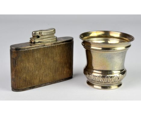 Silver "bark" effect petrol table lighter by Gerald Benney,  London 1984, 7.2oz 223.5gm, and a small silver urn shaped vase 1