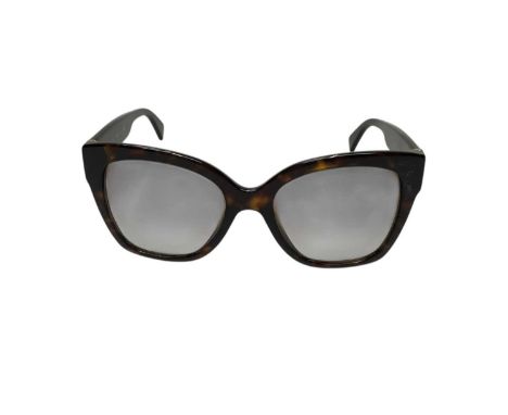 Gucci sunglasses GG459S 002 54 19-145 .