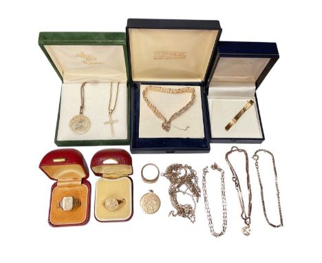 Group of 9ct gold jewellery to include rings, a gate bracelet, tie clip, pendants and chainsTotal gross weight approximately 