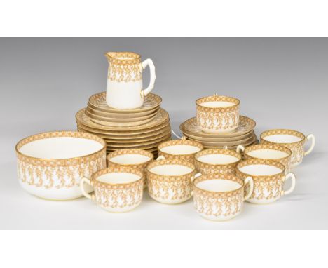 Royal Worcester vintage tea ware, approximately 34 pieces