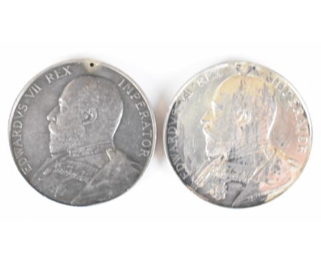 Two King's South Africa Medals named to Lt R B T Cliff, 6th Dragoons and 28956 Trp N McKenzie, Scottish Horse