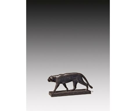 Fritz Behn (Klein Grabow 1878 – 1970 München). Panther. 1909Bronze mit dunkelbrauner Patina.  18,4&nbsp;×&nbsp;41,5&nbsp;×&nb