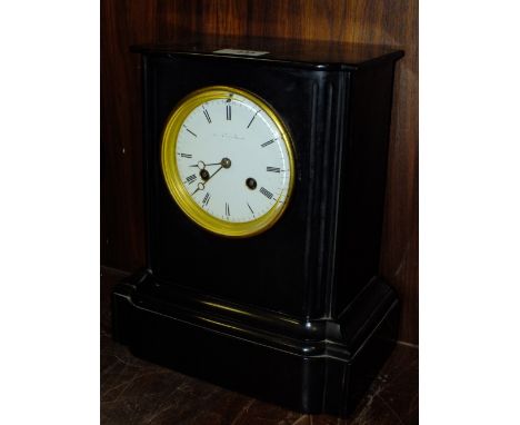 AN ANTIQUE SLATE MANTEL CLOCK