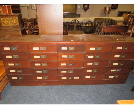 A LARGE VINTAGE MAHOGANY HABERDASHERY STYLE 25 DRAWER CABINET H-92 W-233 D-41 CM  S/D