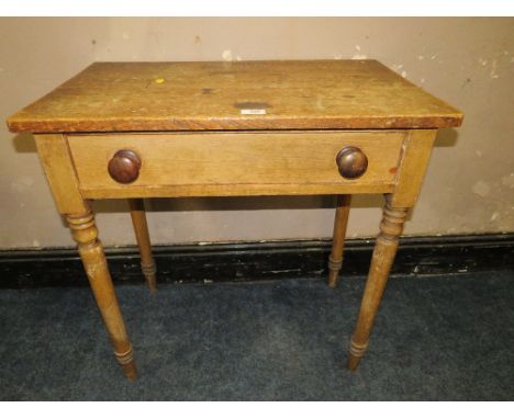 St Mary's Abbey - A VINTAGE OAK SINGLE DRAWER SIDE TABLE H-74 W 71 CM