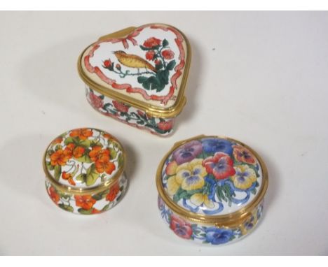TWO HALCYON DAYS ENAMEL PILL BOXES TOGETHER WITH ANOTHER (3)