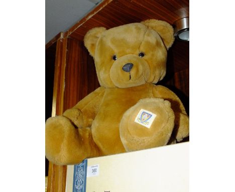 A BOXED STEIFF 'TEDDY BAR' 1951 REPLICA WITH CERTIFICATE, TOGETHER WITH A GOLDEN BEAR TEDDY BEAR