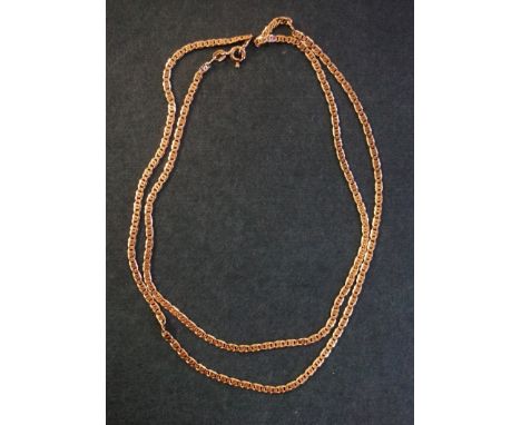 An 18ct gold curb link chain weight 9.3g.
