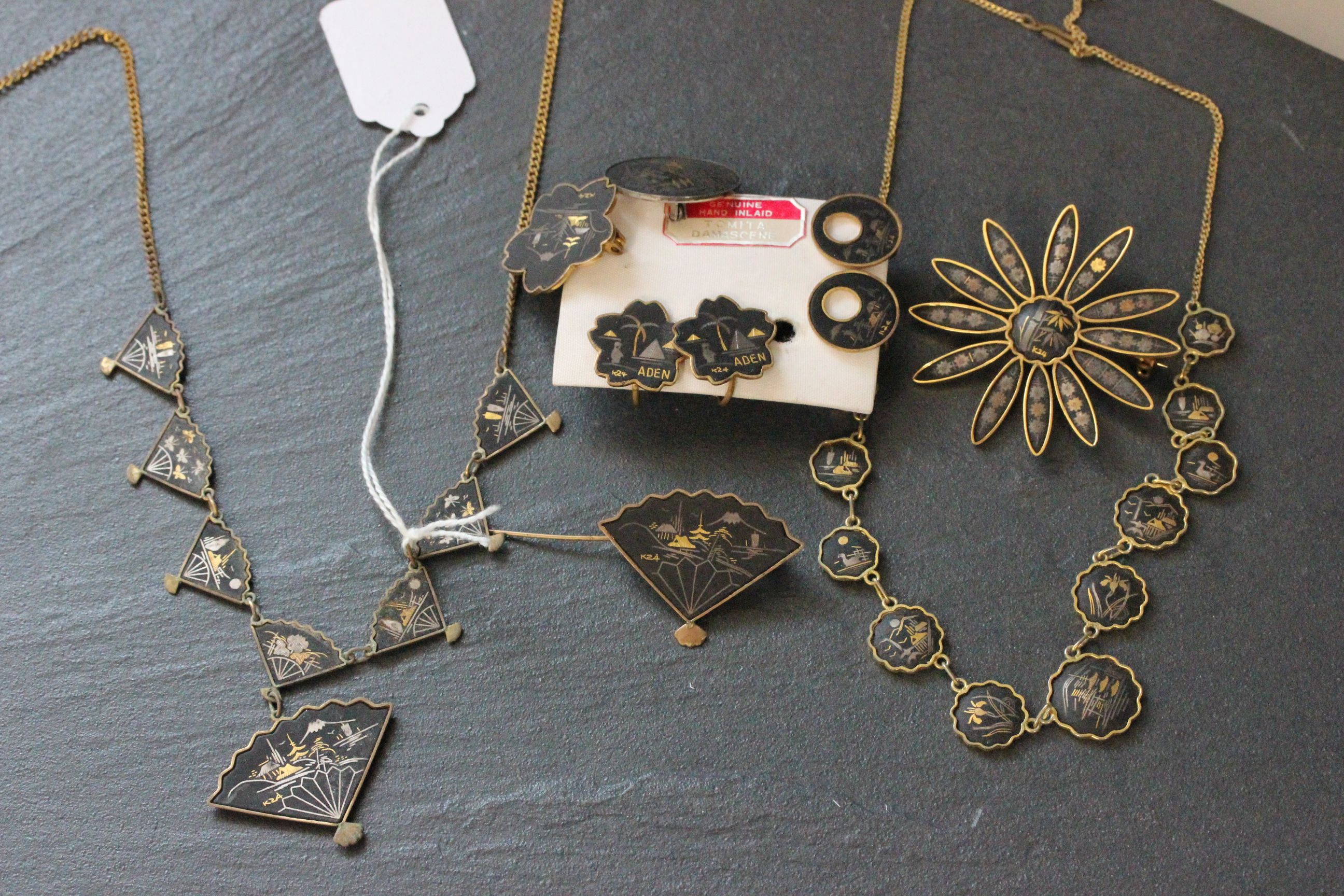 Vintage Japanese jewellery inlaid with silver and 24ct gold