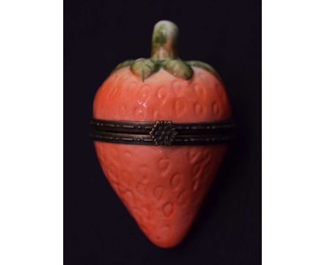 Porcelain novelty snuff or pill box in the form of a strawberry, 6cm high 