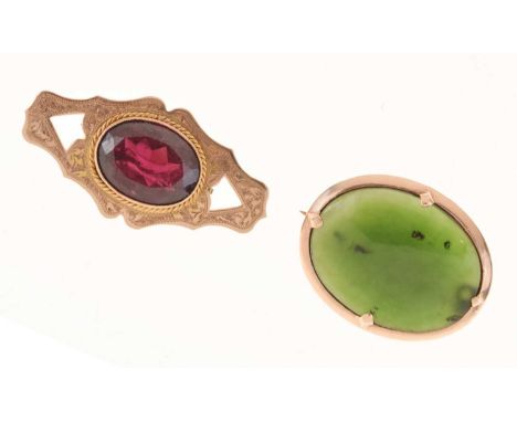 '9ct' rose gold brooch set garnet coloured faceted stone, and a jade '9ct' gold brooch, 10g gross approx (2)