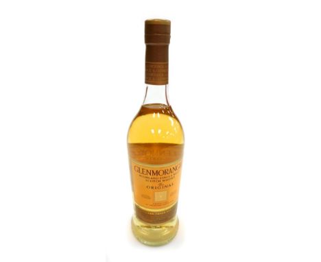 A Glenmorangie Highland Single Malt Scotch whisky, 10 year old, 70cl bottle.