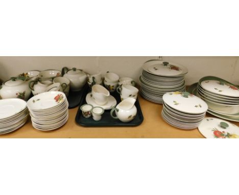 A Wedgwood Covent Garden pattern part dinner service, with tureens, meat plates, dinner plates, medium plates, saucers, side 