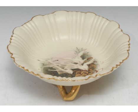 A Royal Worcester footed circular dish, in the manner of Baldwin, with swans on a blush ivory ground, gilt branch feet, 20cm 