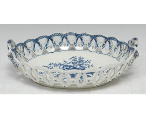 A Worcester Pine Cone pattern oval basket, printed with pine cones and rose hips, rope twist border, 21cm wide, crescent mark