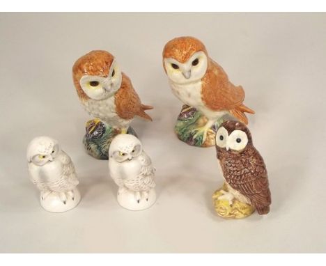 BESWICK OWLS ETC.
Three Beswick owls & a pair of Goebel white owls.