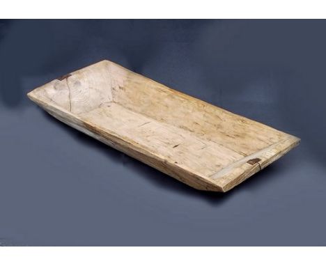 DOUGH TROUGH.
An antique elm dough trough.
100 x 43cm.