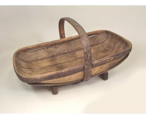 TRUG.
A garden trug, length 50cm.