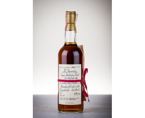 579 Macallan Single Highland Malt Scotch Whisky 1938 Confezione originale in legno. Original wooden case. Cantina privata. Pr