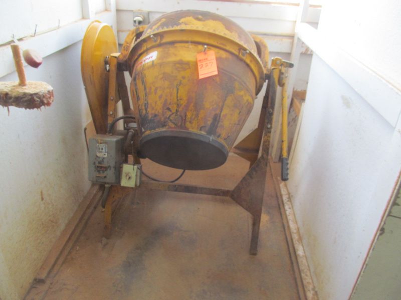 Gilson electric cement mixer