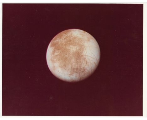 Space.- Jupiter and its moons: Europa, Io, Callisto and Amalthea, Voyager I &amp; II, 1979; together with an artist rendition
