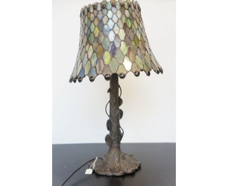 Good quality tiffany style table lamp Height 62 cm