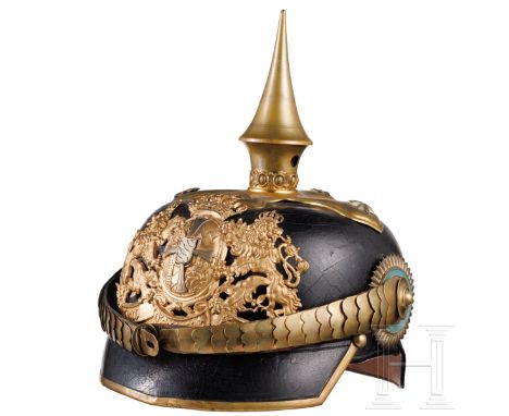 Helm M 1886 für Reserveoffiziere der berittenen Truppen, um 1900  Aus alten Teilen zusammengestellt. Schwarz lackierte Lederg