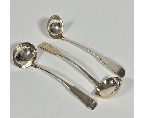 A pair of Edinburgh 1817 silver George III Fiddle pattern toddy ladles, (L: 16.5cm) engraved with initials PMC, (72.6g) engra