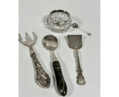 An agate Epns mounted jam spoon, (L: 14cm) an Epns silver handled pickle fork, a Birmingham silver Onslow pattern butter shov