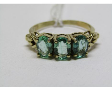 9ct YELLOW GOLD 3 STONE RING, possible apatite, size S 