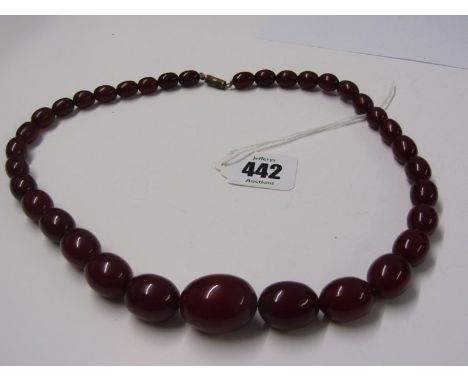 VINTAGE UNTESTED GRADUATED CHERRY AMBER NECKLACE, approx 60 grams in weight 