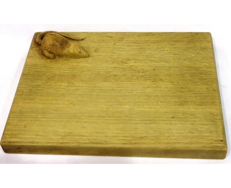 Robert Mouseman Thompson rectangular cheeseboard, 23 x 18 cm, signs of use but overall in good condition. P&amp;P Group 2 (£1